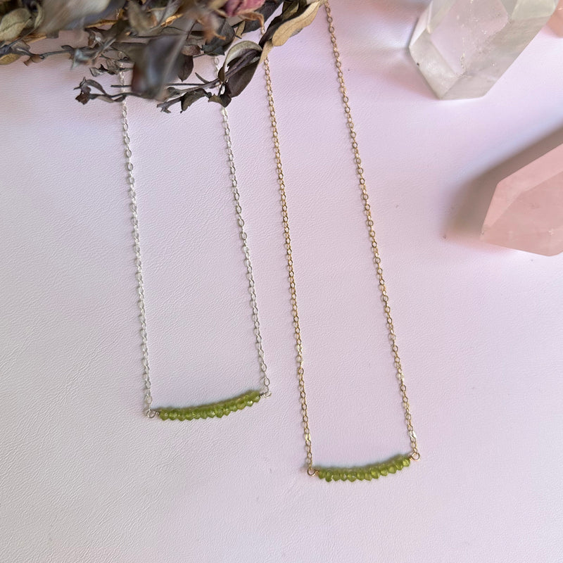 Peridot Gembar in Silver