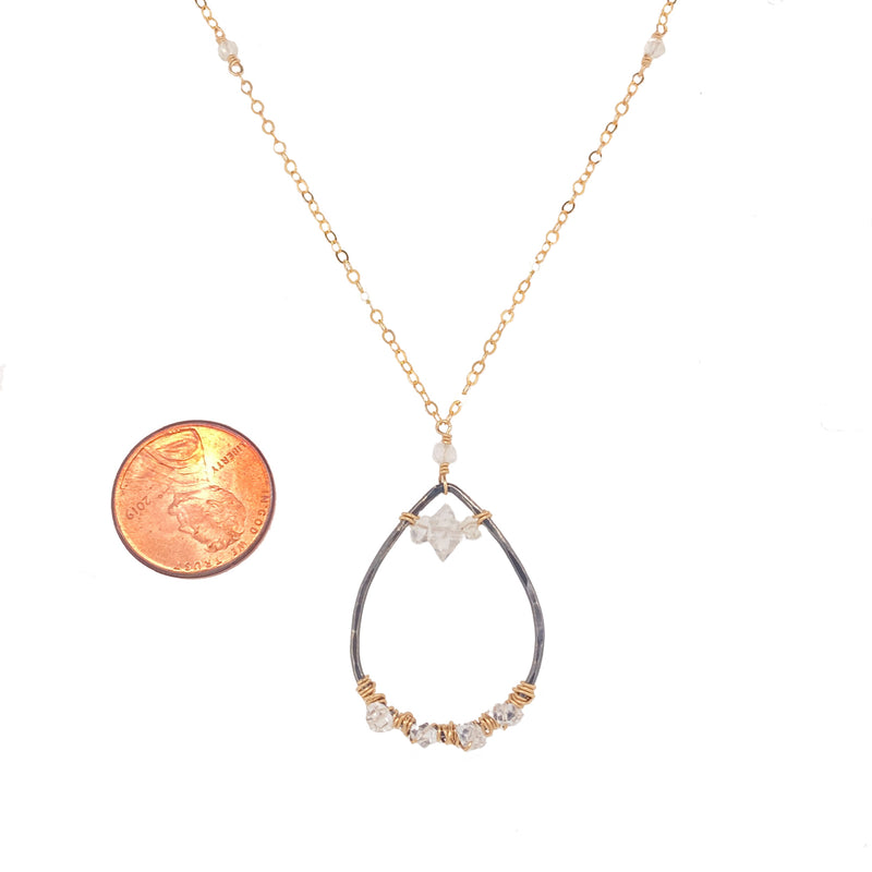 Queen's Pendant Necklace